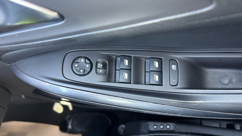 Vauxhall Grandland X 1.2 Turbo Elite Nav 5dr Petrol Hatchback